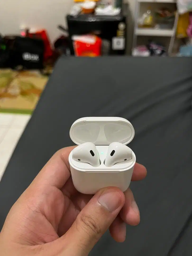 Airpods Gen 2 (Lightning Charging) ex iBox