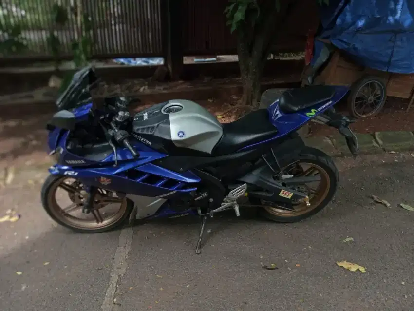 Motor R15 V2 2015