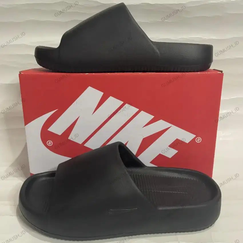 NIKE Calm Sandal [size 42,5]