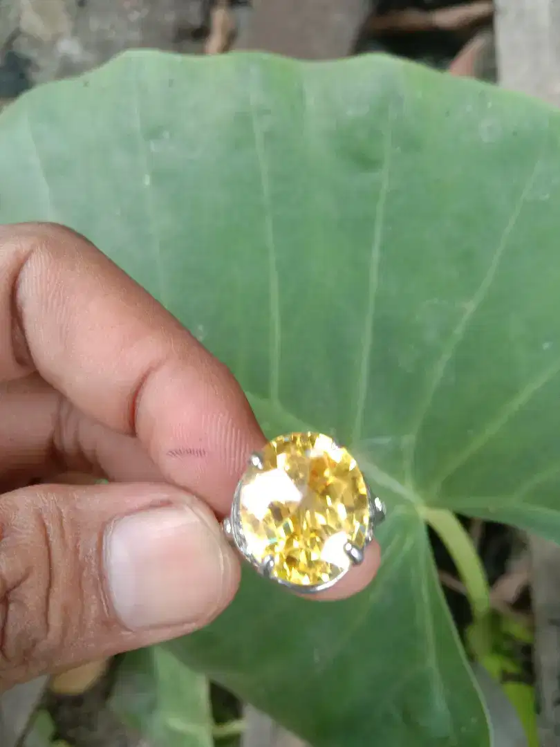 Batu akik yellow sapphire ori