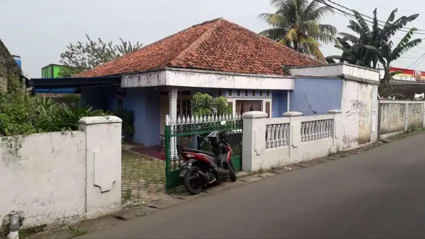 Rumah untuk usaha, toko, ruko di Jl HM Syarifuddin Bubulak Bogor