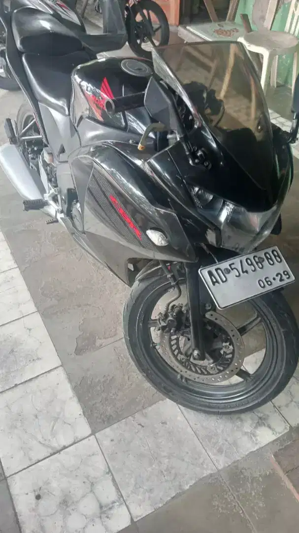 Cbr150r honda 2014