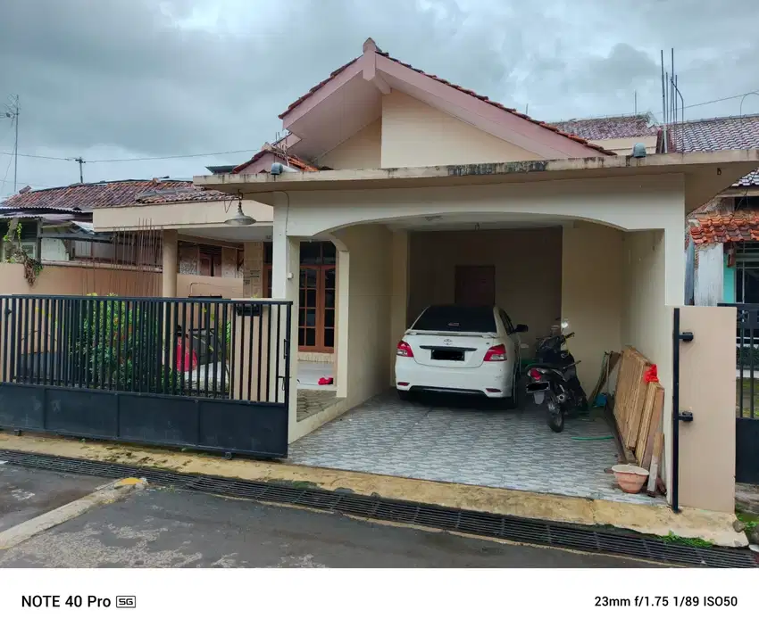 Dijual Rumah Kos 2 Lantai 1 Km ke Unsud Purwokerto