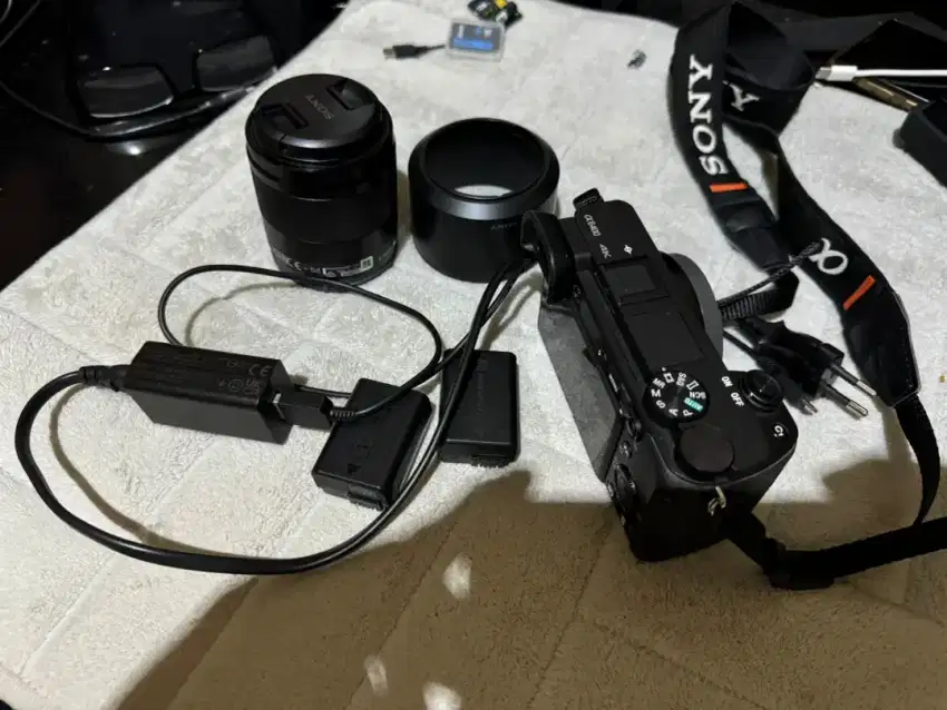 DIJUAL KAMERA SONY A6400