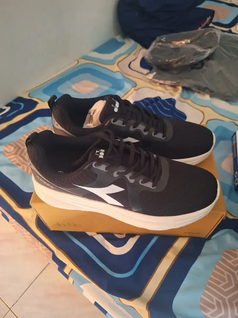 Diadora ukuran 44 baru murah