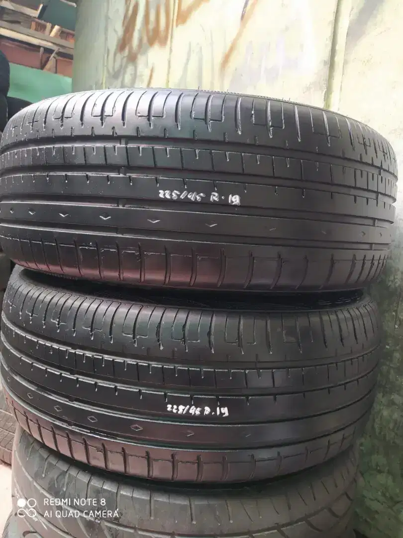 Ban 225/45 r19 accelera phi R copotan tebel 95% hub wa