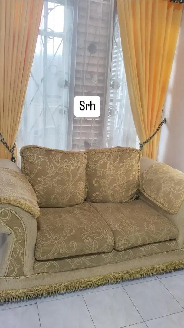 Dijual Sofa Vintage 3+2+1