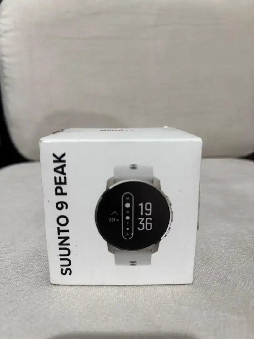 Suunto 9 Peak White Titanium