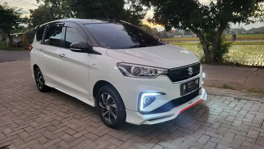 SUZUKI ERTIGA SPORT PUTIH 195jt