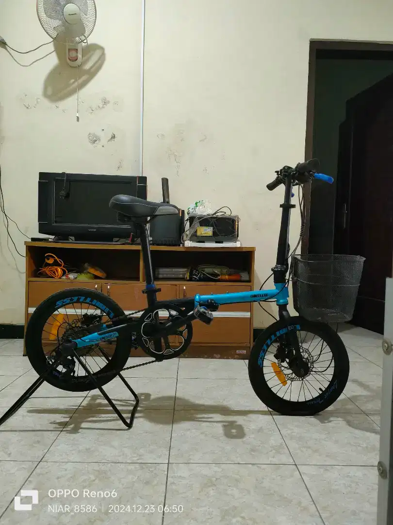 Sepeda lipat limitless 16inc 9 speed