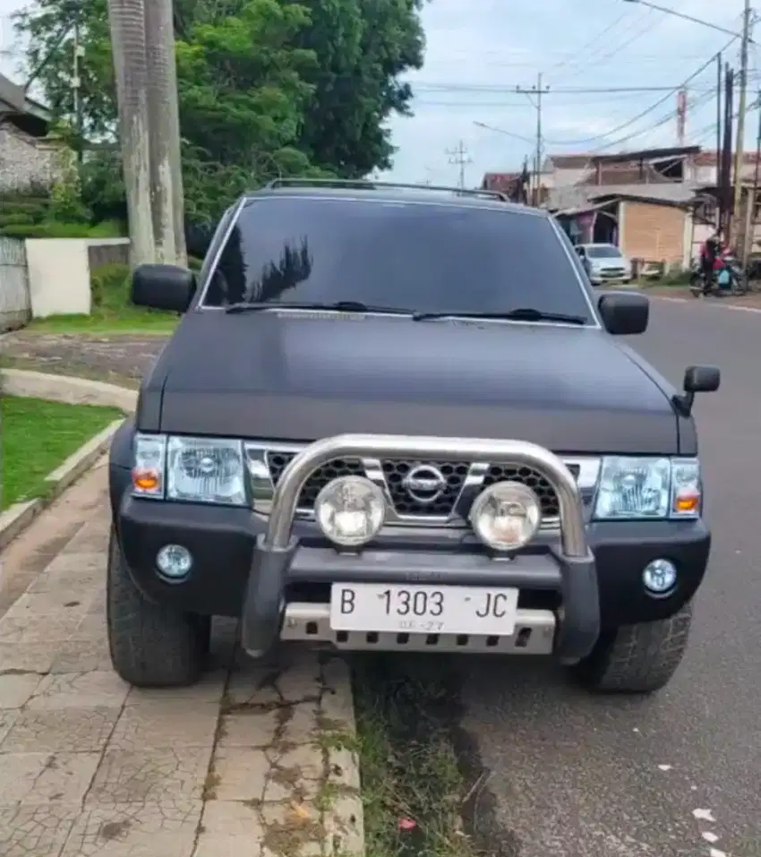 Jual Nissan Terano Kingsroad 2.4 MT