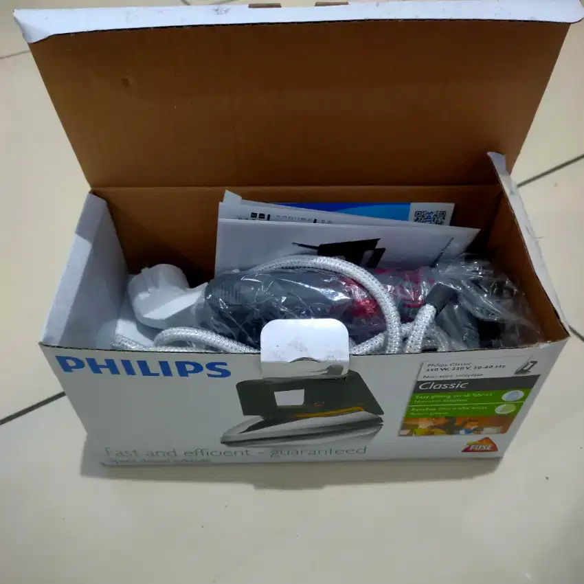 Setrika Philips Classic HD1172