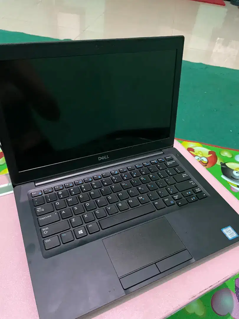 Jual laptop Dell i5 G7 RAM16GB/SSD512 Lantitude 7290