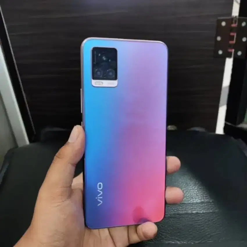 Vivo v20 ram 8/128GB fullset no minus