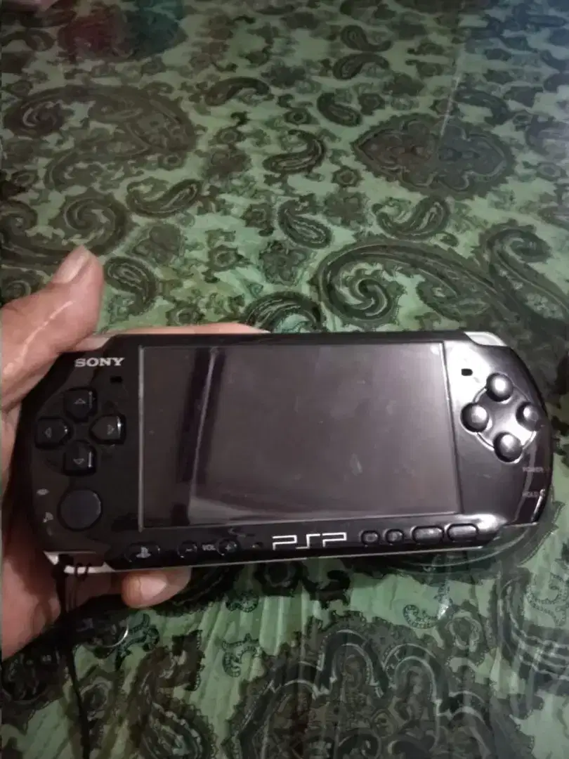 PSP slim 3000 memory 8 GB full game normal tidak ada minus lengkap