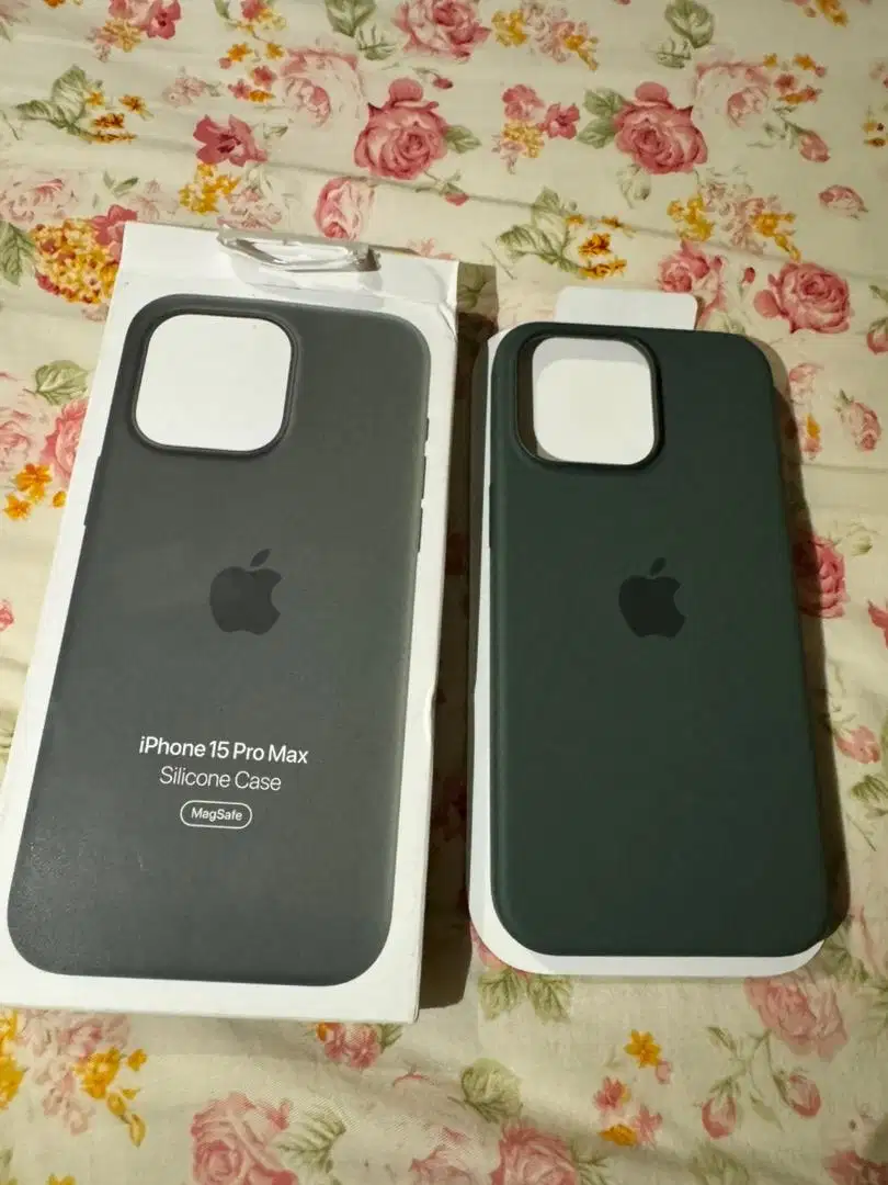 Silicone case 15 pro max original apple