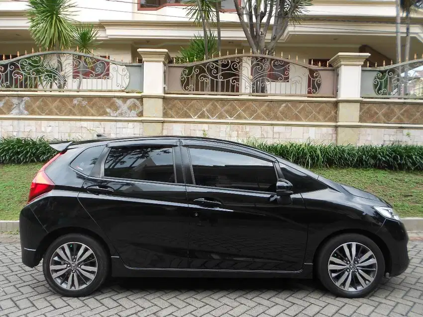 Honda ALL NEW  JAZZ RS (N) CVT Matic PMK 15 CVT Matic LIKE NEW