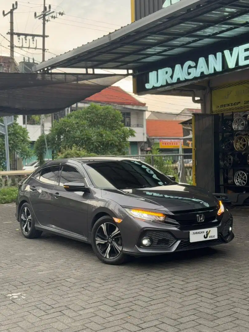 Civic Hatchback Turbo 2018 Low KM Full Ori Total No HB RS