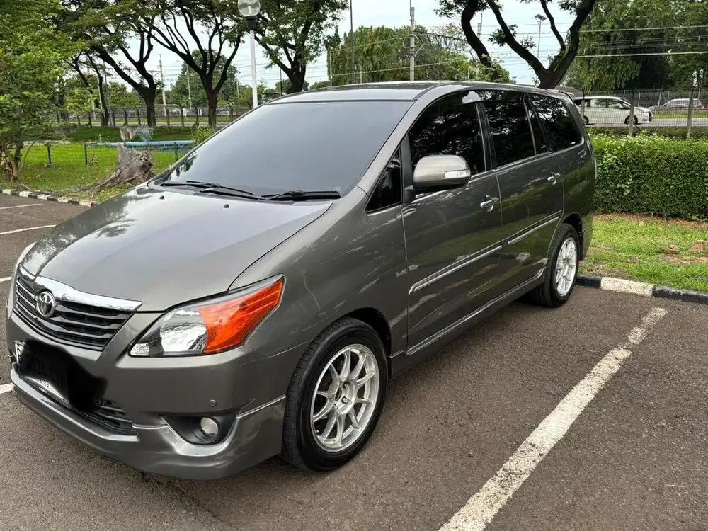 Innova diesel v 2012
