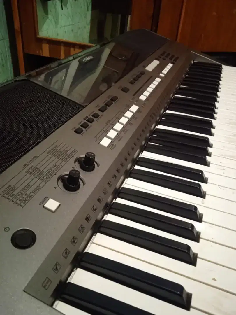 Jual Keyboard Bekas YAMAHA PSR E443