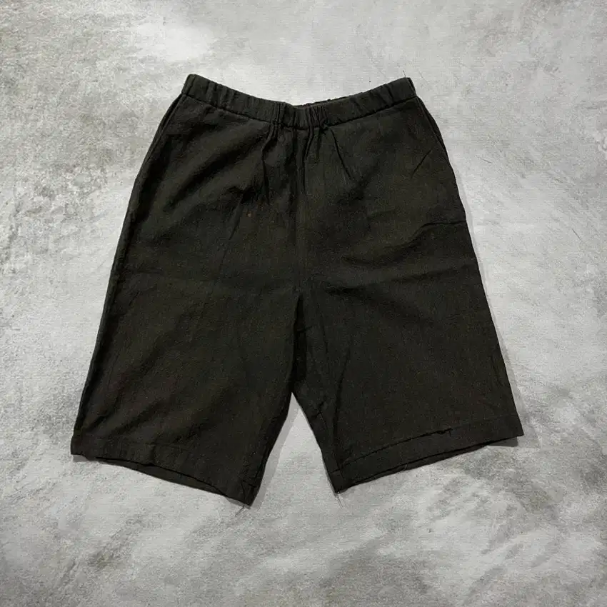 CELANA PENDEK / SHORT PANTS COKLAT BAHAN TEBAL ORIGINAL