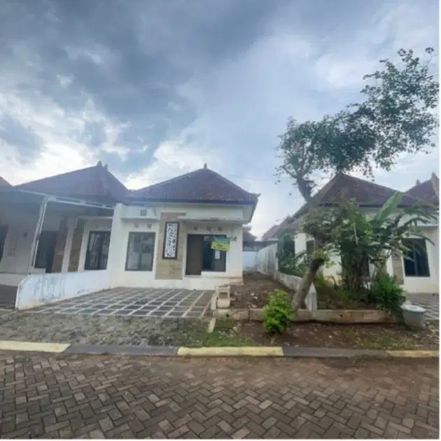 Rumah ngaliyan ready konsep bali jalan lebar cluster dekat Bandara