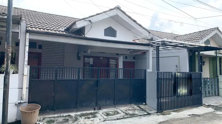 Rumah 3 KT Terawat di Cibinong Dekat Faskes dan Mall Bisa KPR J-21276