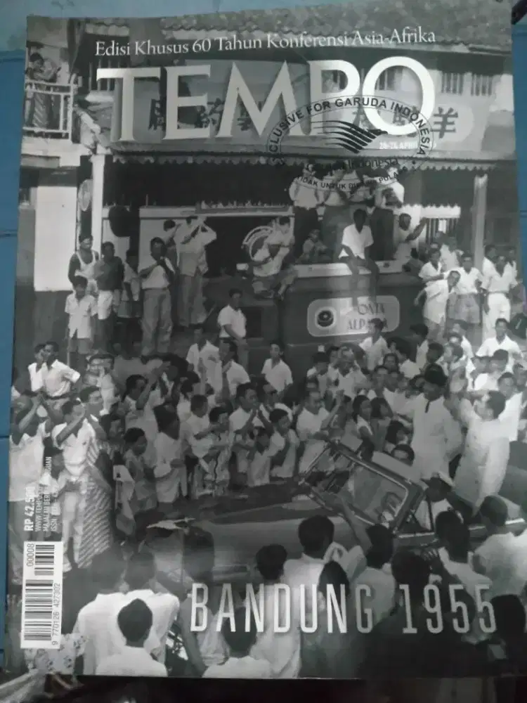 Majalah Tempo Terlampir Foto