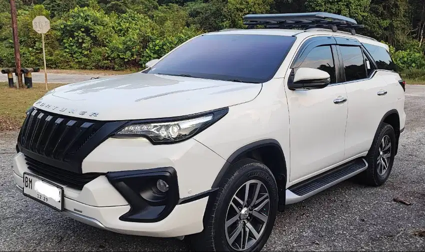 FORTUNER 2.4 VRZ TRD-AT 2020