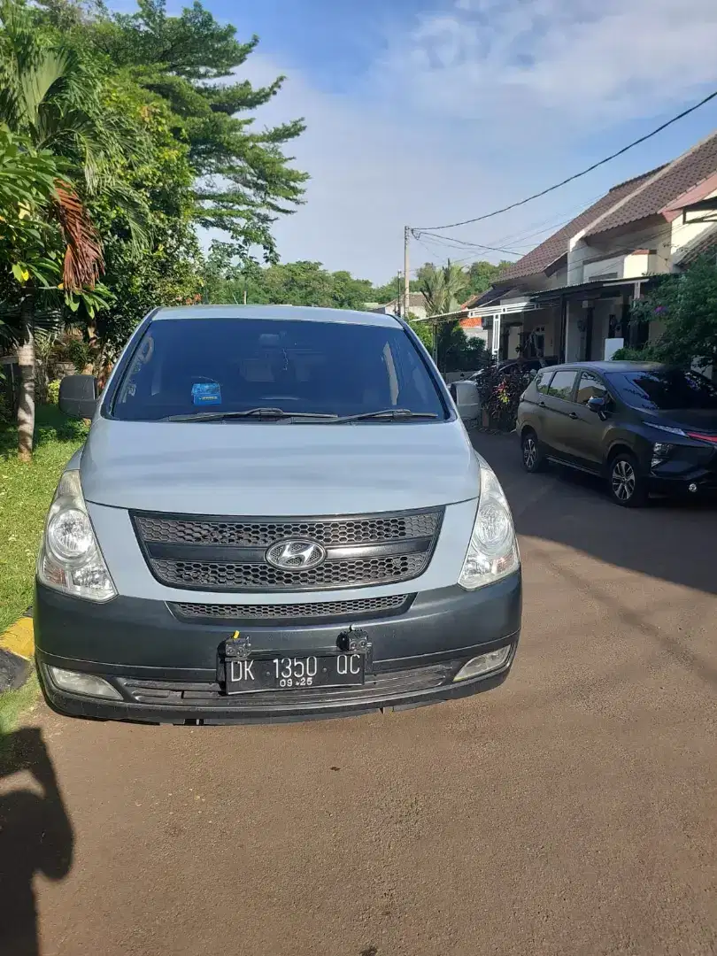 Hyundai H1 At Bensin 2008 CBU Istimewa