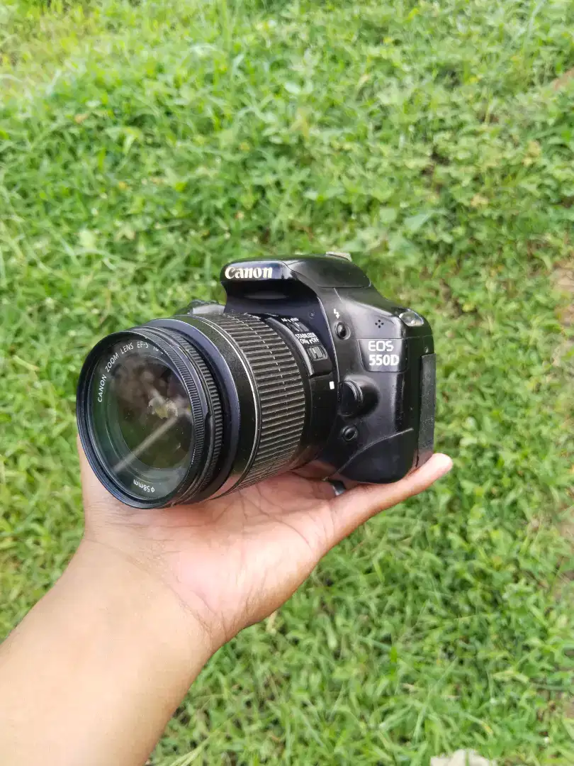 Kamera DSLR Canon Canon 550D murah