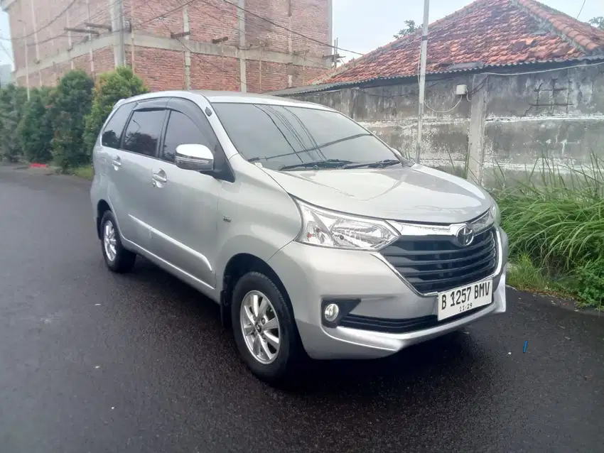 Avanza G Matic 2018 Silver 4 juta doang