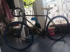 Sepeda fixie 20 in