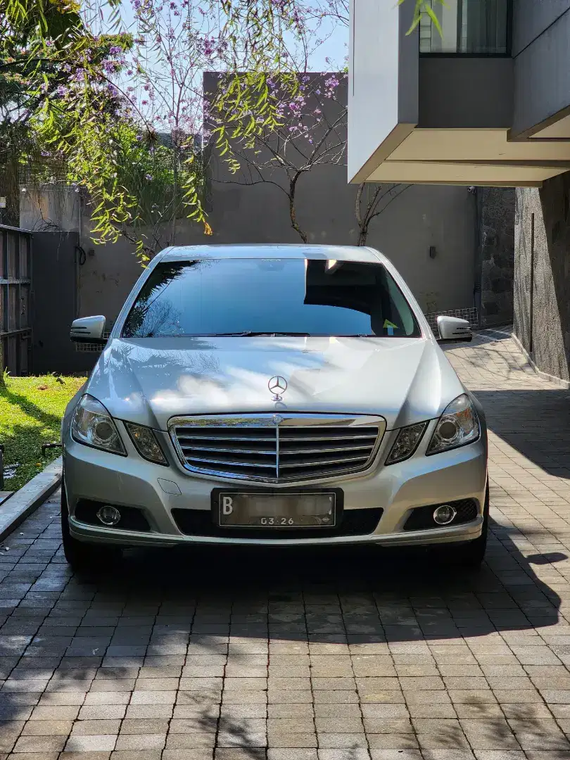 Mercedes Benz W212 E200 Elegance