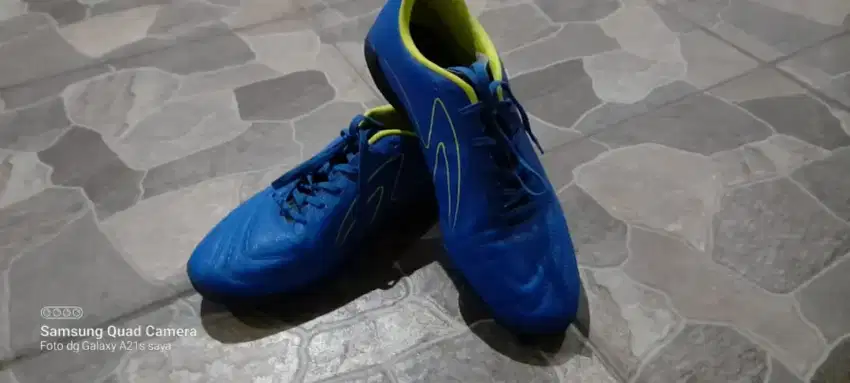 Sepatu futsal Specs Gravity In