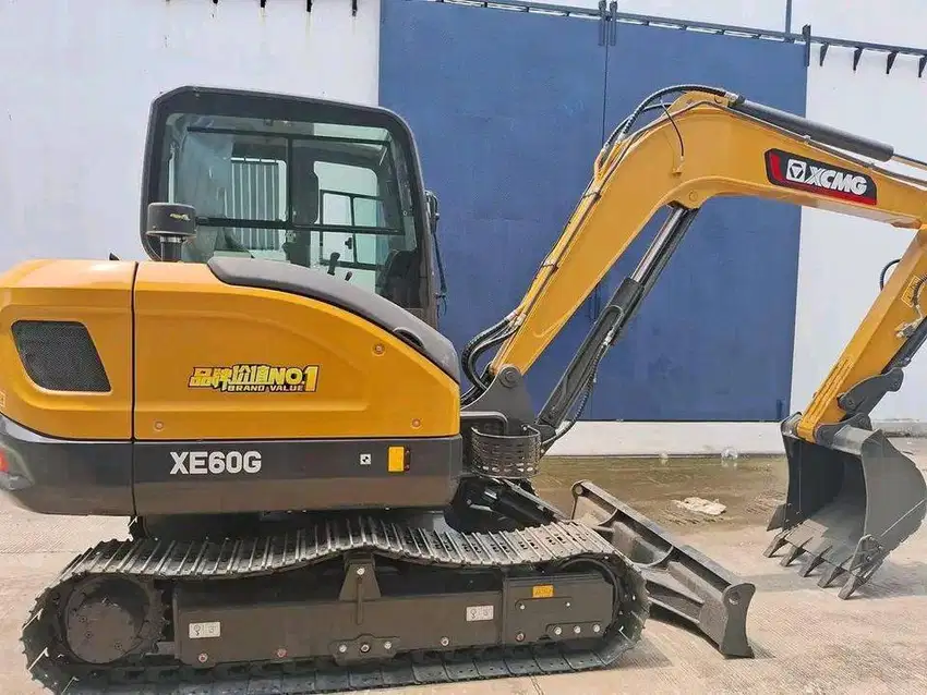 XCMG SANY TZCO Excavator China Tangguh Setara Komatsu PC60 Kelas 6 Ton