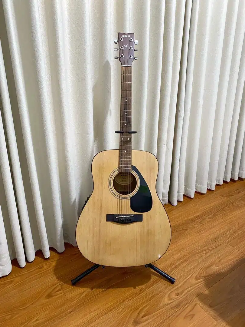 Gitar Akustik Elektrik - Yamaha FX310