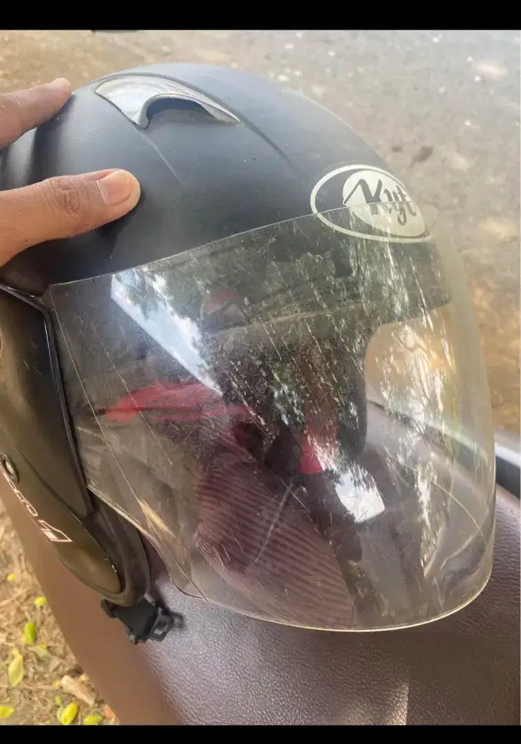 Jual helm kyt vision 1