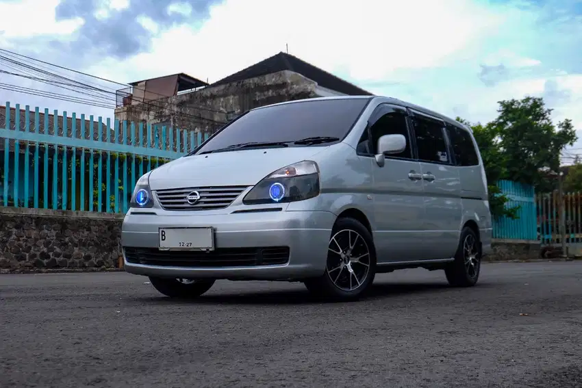 [ANGSURAN 2 JUTAAN] Nissan Serena CT A/T 2009 (Silver)