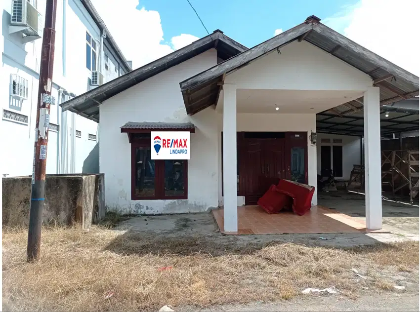 Disewakan Cepat Rumah belakang Ruko Jl Perdamaian Pontianak