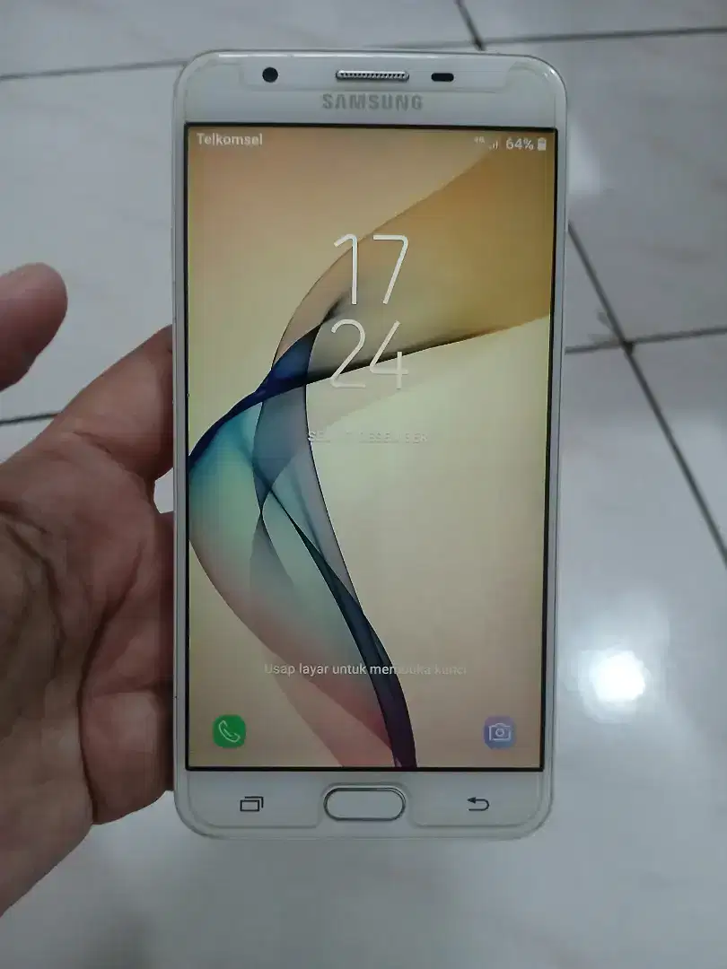 HP SAMSUNG J7 PRIME RAM 3GB.BAGUS TERAWAT.