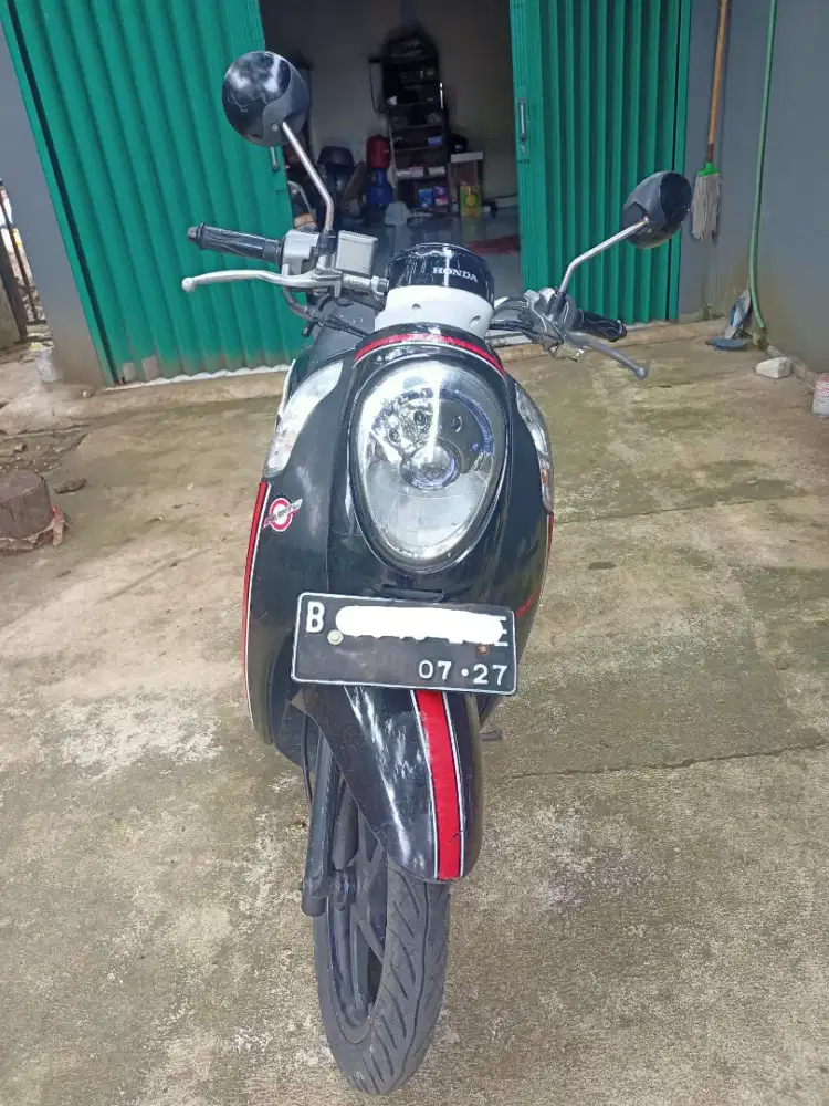 Honda Scoopy 2015