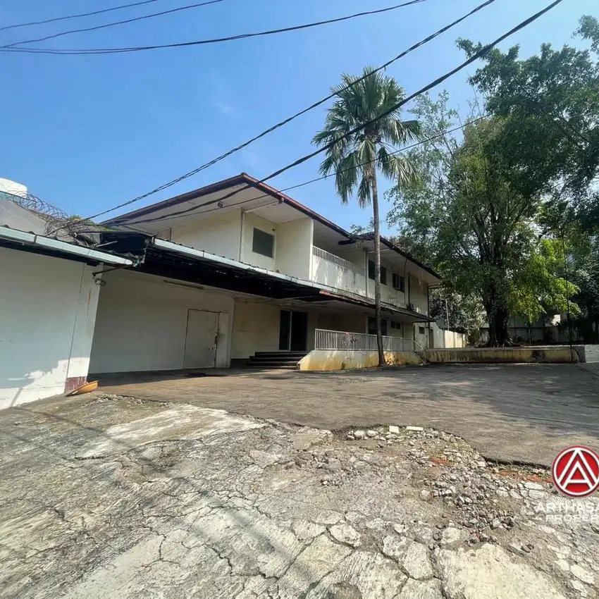 Kemang Prime Area, Rumah Tua Hitung Tanah, Bebas Banjir