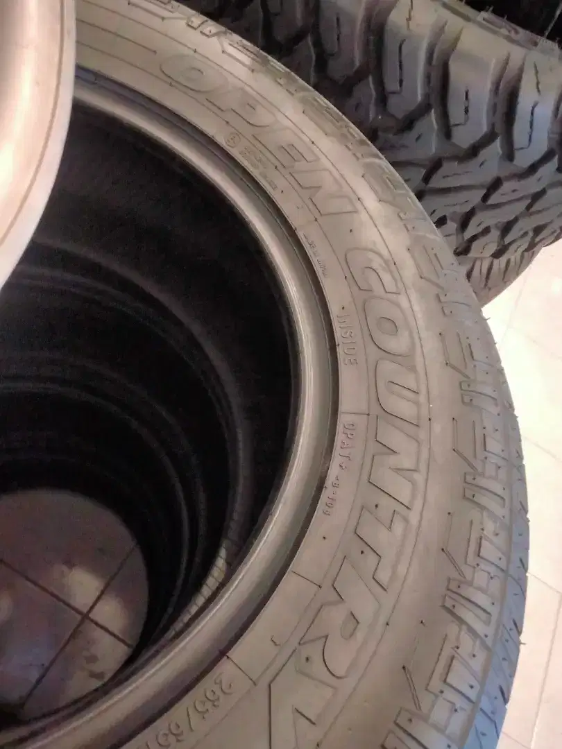 265/65 r17 Toyo open country