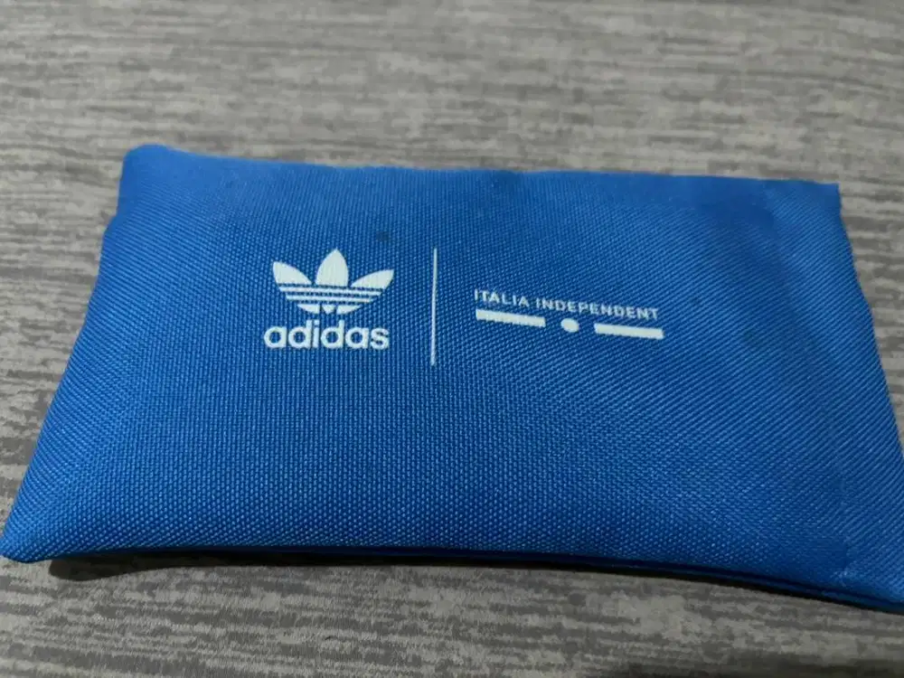 Kacamata adidas original mulus