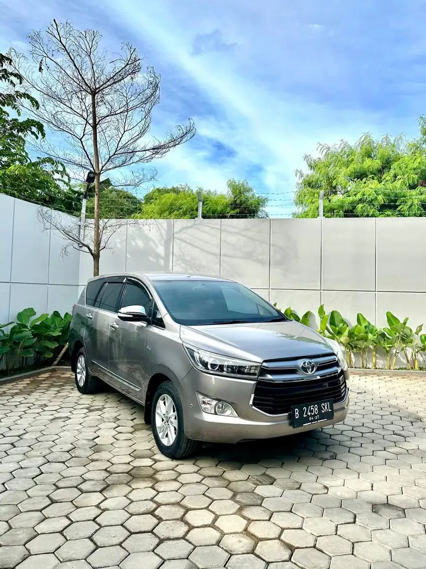 Kijang innova 2.0 Q 2016 Automatic