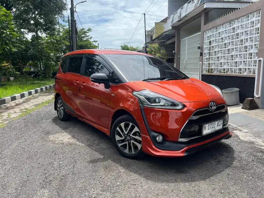 Toyota Sienta Q 2016