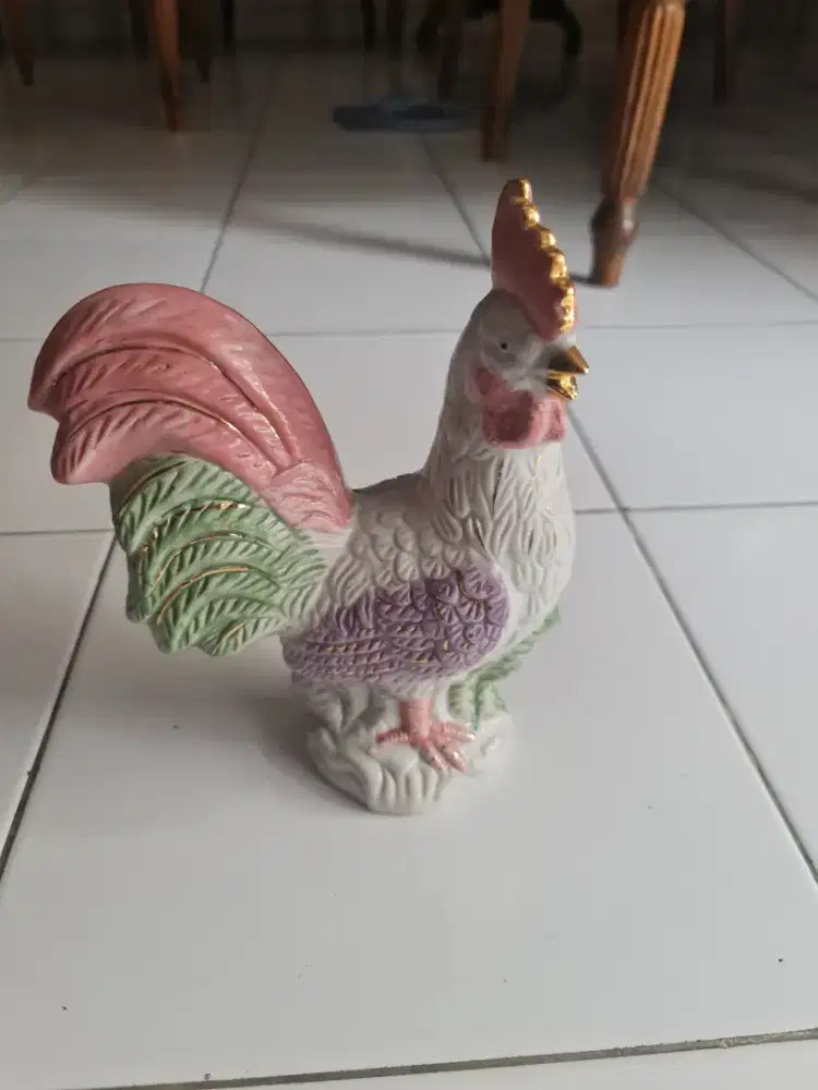 Pajangan Keramik Ayam