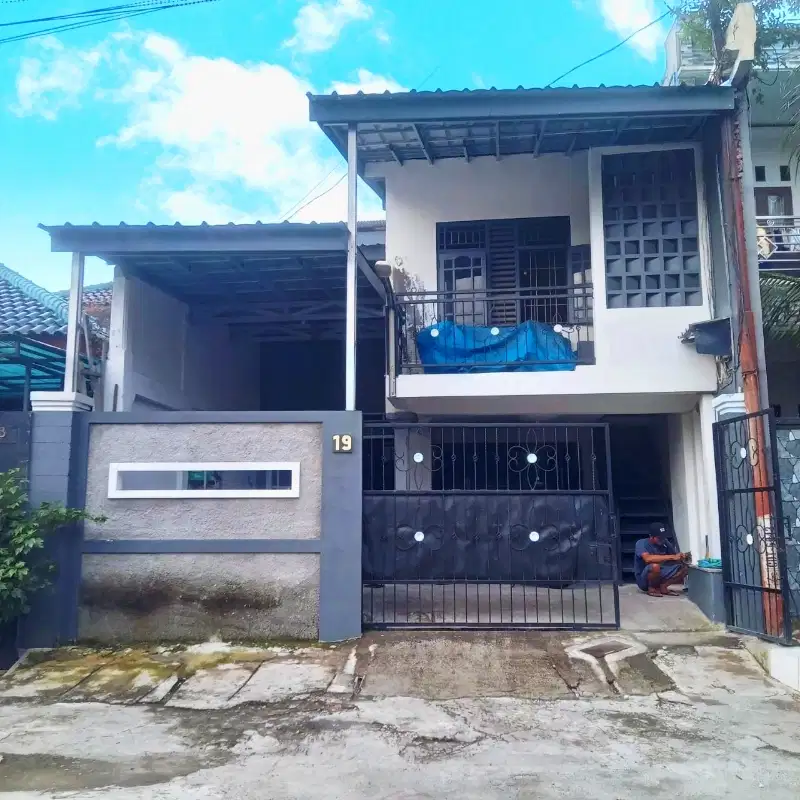 Rumah kost 2 lantai di TB Simatupang Jakarta