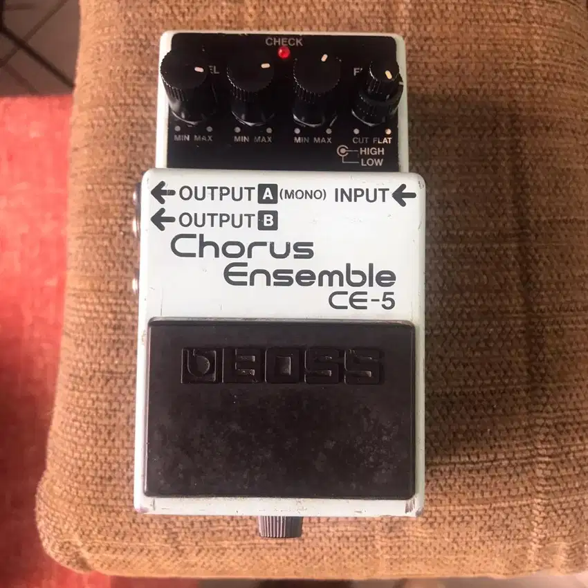 Boss CE-5 Chorus Ensemble